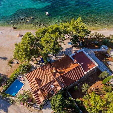 Deluxe Villa Sirena On The Beach With Pool Supetar Exterior photo